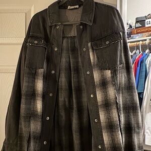 Oli & Hali Black and Gray Lightweight Shirt Jacket Oversized